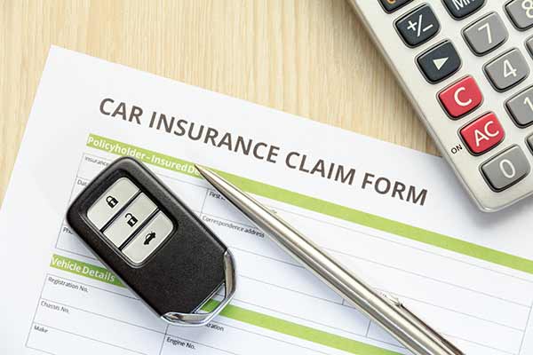formulario de reclamo del seguro de auto
