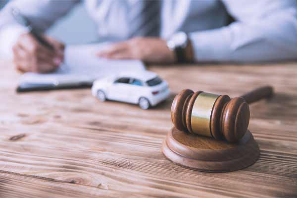 Hire a Lawyer For a Car Accident?